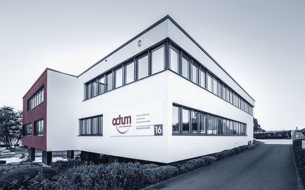 Photos of the OCTUM company headquarters in Ilsfeld