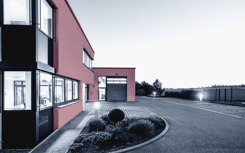 Photo of the inner courtyard of the OCTUM company headquarters